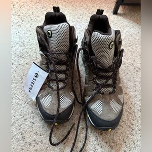 Merrell Hiking Shoes/Boots